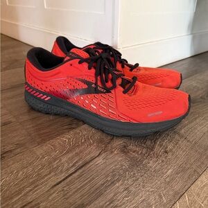 Brooks Adrenaline GTS 21 Mens Size 12 D Red Black Running Sneakers 1103491D654